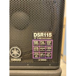 (BRUGT) Yamaha DSR115 1300W 15" Powered Speaker St